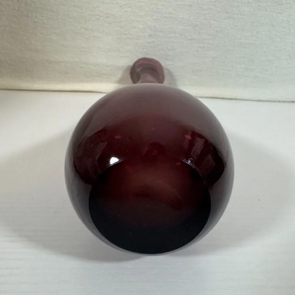 Vintage Hand Blown Amethyst Purple Glass Bud Vase Asymmetric Ruffled Rim 10.5
